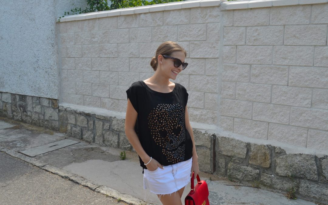 Gold and Silver Skull