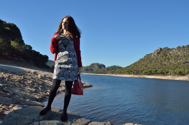 Geometric dress look