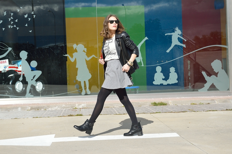 Skater skirt on a chic look